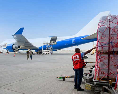 Mohammed bin Rashid orders further aid airlifts to Rohingya refugees